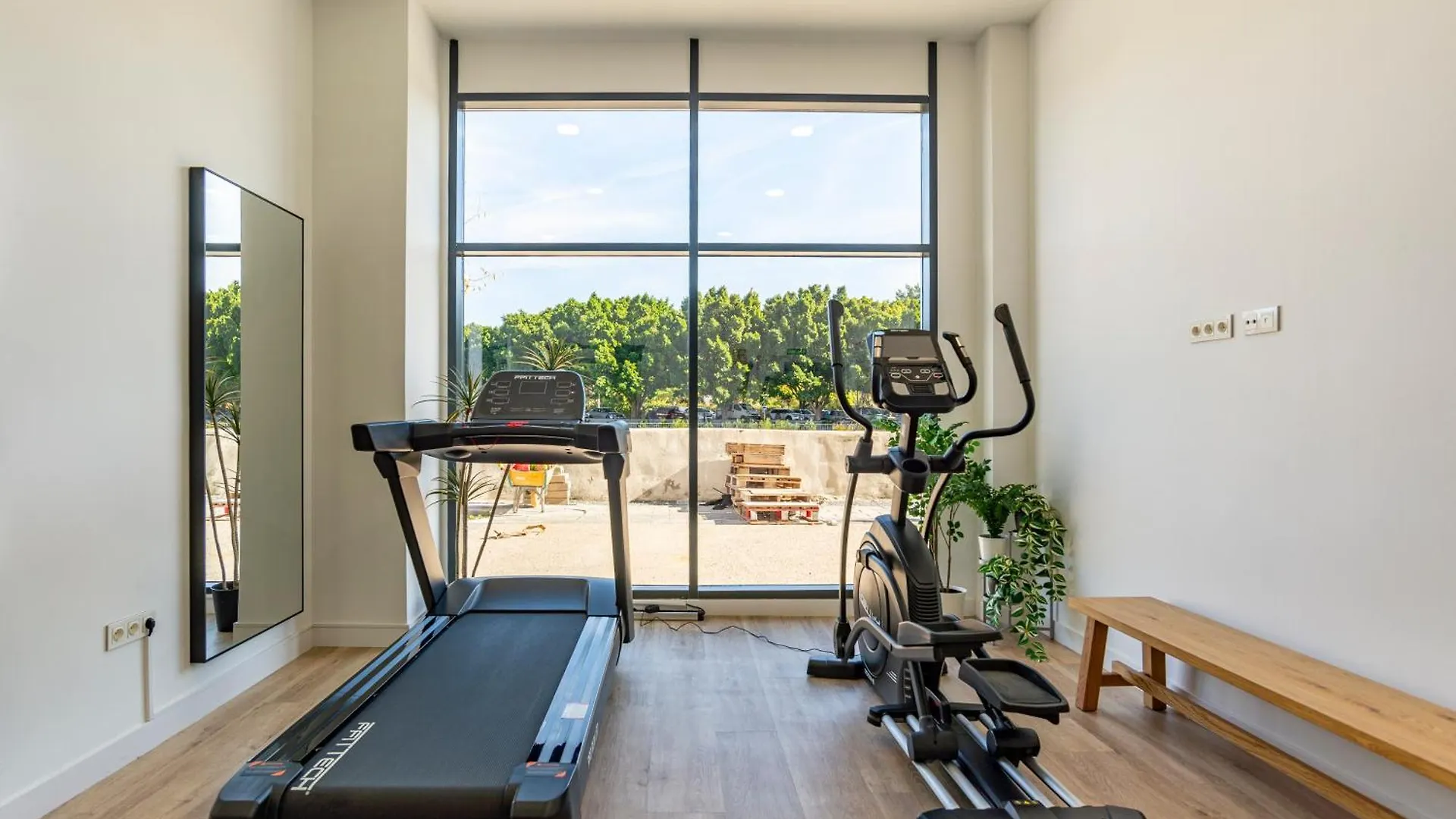 Skyline V Pool & Coworking By Ele Apartments Malaga