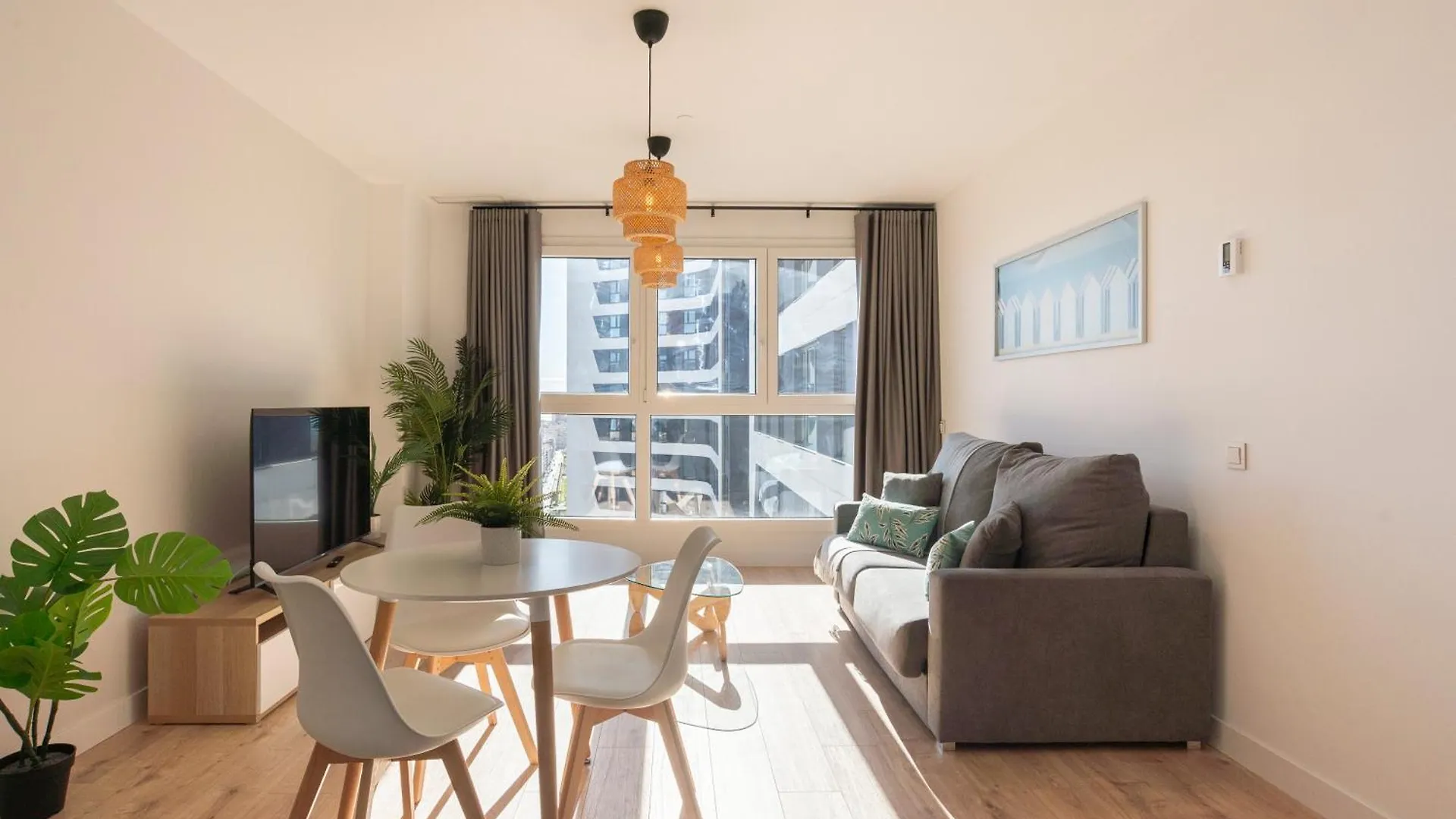Skyline V Pool & Coworking By Ele Apartments Malaga Spain